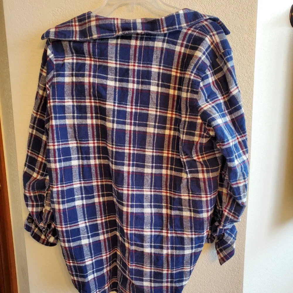 Flannel - Picture 3 of 4
